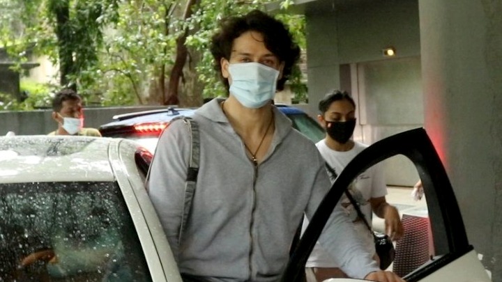 Tiger Shroff spotting post dubbing at studio in Andheri