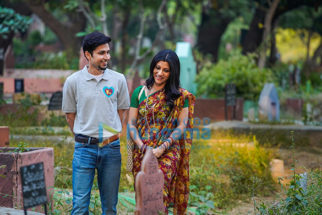 Movie stills of the movie Dolly Kitty Aur Woh Chamakte Sitare
