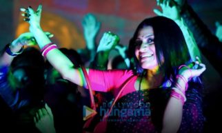 Movie stills of the movie Dolly Kitty Aur Woh Chamakte Sitare