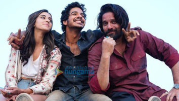 On the sets of the movie Khaali Peeli