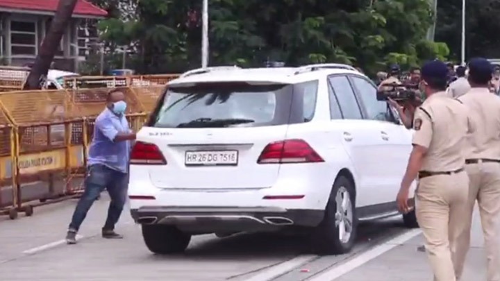 Rakul Preet Singh snapped leaving the NCB office after questioning