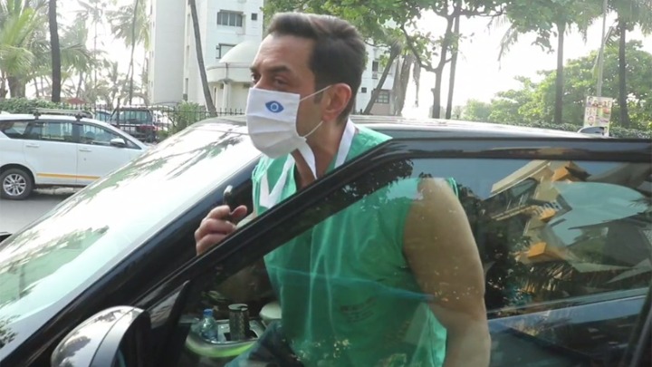 Bobby Deol spotted at Hakim’s Aalim hair lounge Versova