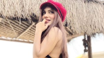 Pyaar Ka Punchnama actress Ishita Raj feels like the beach is calling her as she poses in a black bikini top and jeans