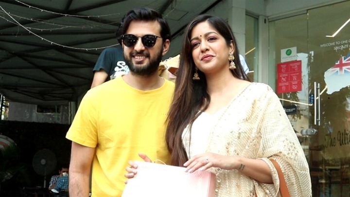 Ishita Dutta along with her husband Vatsal Sheth spotted at Oceana Clutches Juhu