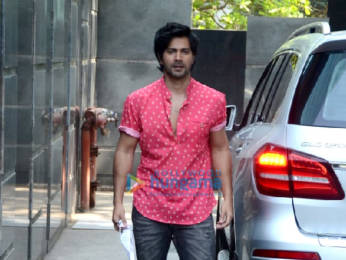 Photos: Varun Dhawan snapped at Pooja Entertainment's office in Juhu