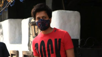 Riteish Deshmukh spotted at Hakim Alim Bandra