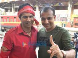 On The Sets From The Movie Coolie No.1