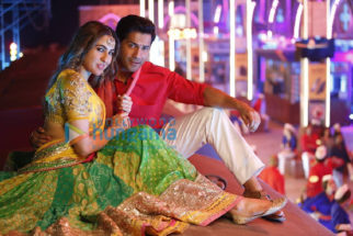 Movie Stills Of The Movie Coolie No.1
