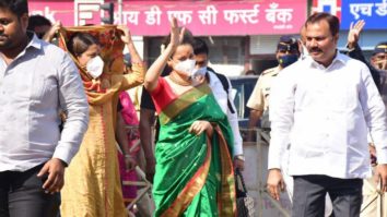 Kangana Ranaut spotted at Siddhivinayak Temple