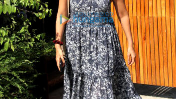 Photos: Chitrangda Singh spotted outside at Silver Beach Cafe, Juhu
