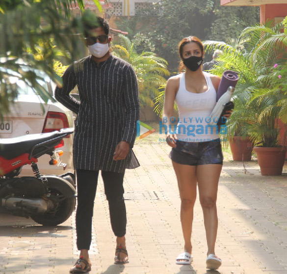 Photos: Malaika Arora spotted at Diva Yoga Studio in Bandra Photos: Malaika Arora spotted at Diva Yoga Studio in Bandra