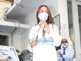 Photos Malaika Arora spotted at Olive in Bandra (1)