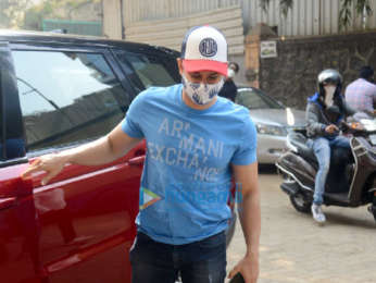 Photos: Patralekha and Kunal Kemmu snapped at dance class in Andheri