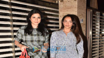 Photos: Seema Khan and Maheep Kapoor snapped at Banty House, Bandra