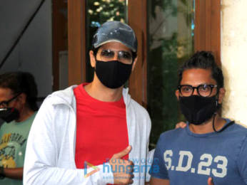 Photos Sidharth Malhotra spotted at dubbing studio in Bandra