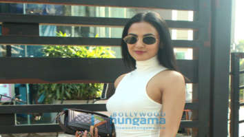 Photos: Sonal Chauhan snapped at Yauatcha, BKC