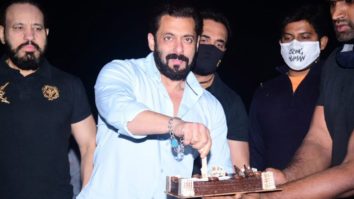 Salman Khan Celebrates his 55th Birthday with many celebs at his Panvel Farmhouse