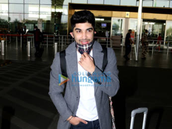 Photos: Pooja Hegde, Ekta Kapoor and Nikhil Bhambri snapped at the airport