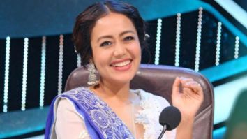 Neha Kakkar gives Rs. 5 lakhs to veteran lyricist Santosh Anand after he said he’s out of work on Indian Idol 12