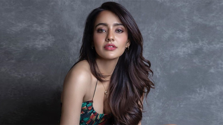 Neha Sharma: “If someone were to HACK my phone, they’d find…” | Phone Unlocked