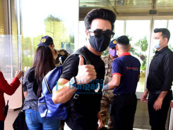 Photos: Pulkit Samrat, Isabelle Kaif and Sandeepa Dhar snapped at the airport