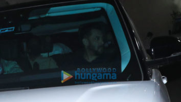 Photos: Salman Khan snapped after shoot at YRF studios in Andheri
