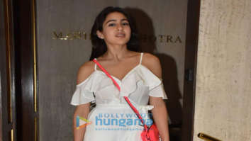 Photos: Sara Ali Khan, Kiara Advani and others snapped at Manish Malhotra’s house in Bandra