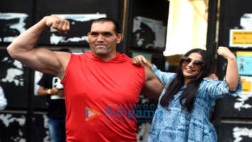 Photos: Vidya Balan and Khali snapped post a shoot in Mumbai