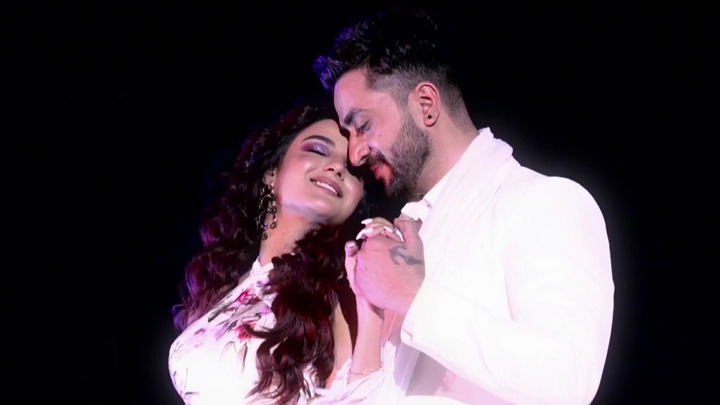 WOW- Aly Goni & Jasmin Bhasin’s ENVIOUS chemistry makes for a ROMANTIC performance | Bigg Boss 14