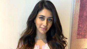 Warina Hussain turns 22, received a trunk full of birthday gifts and a special pendant