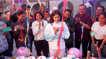 On the sets of the movie Good Luck Jerry