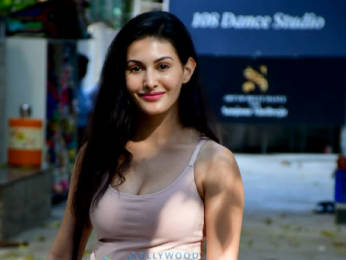 Photos: Amyra Dastur snapped at 108 Dance Studio