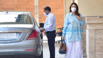 Photos: Kareena Kapoor Khan and Malaika Arora spotted at Amrita Arora’s house