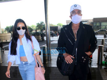 Photos: Shraddha Kapoor, Shakti Kapoor and Kriti Kharbanda snapped at the airport