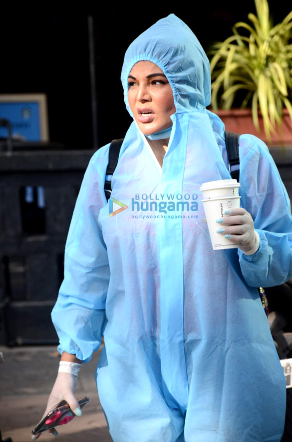 Photos: Rakhi Sawant snapped in Lokhandwala Photos: Rakhi Sawant snapped in Lokhandwala