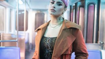 Demi Lovato identifies as non-binary, changes pronouns to they/them 