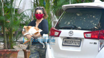 Photos: Raveena Tandon and husband spotted in Bandra