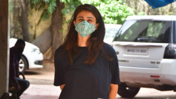 Daisy Shah spotted at Pilates in Santacruz