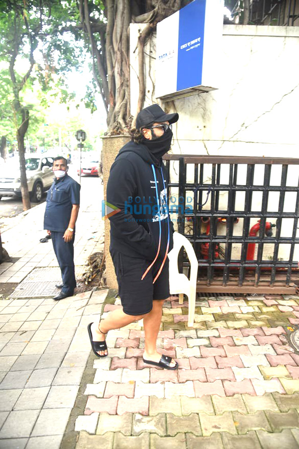 Photos: Arjun Kapoor spotted at Vishesh Films’ office