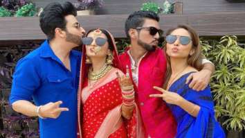 Kundali Bhagya’s Dheeraj Dhoopar and wife Vinny Arora pose with newlyweds Shiny Doshi and Lavesh Khairajani at latter’s wedding
