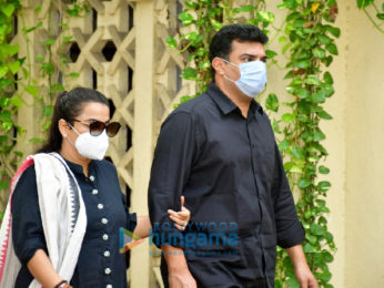 Photos: Celebs arrives at Dilip Kumar's residence to pay their last respects