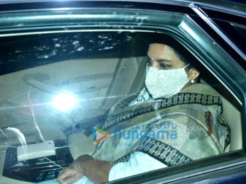 Photos: Shabana Azmi arrive at Dilip Kumar's residence to pay their last respects