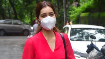 Rashi Khanna spotted outside salon in Bandra