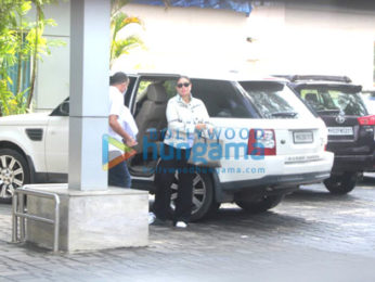 Photos: Ajay Devgn, Saif Ali Khan and Kareena Kapoor Khan with son Taimur spotted at Kalina airport