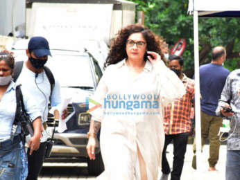 Photos: Sunny Deol, Pooja Bhatt and Shreya Dhanwanthary snapped post shoot in Juhu