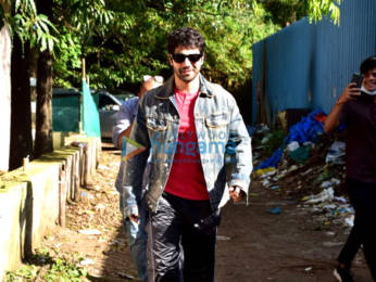 Photos: Varun Dhawan spotted at a studio for the rehearsals of his film Jug Jugg Jeeyo