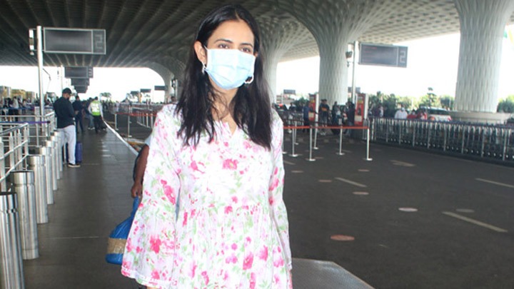 Rakul Preet Singh spotted at Airport