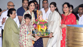 Photos: Shilpa Shetty snapped during Ganpati visarjan