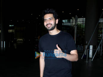 Photos: Varun Dhawan, Shruti Haasan, Karishma Tanna and others snapped at the airport
