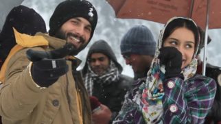 Haider | Shahid Kapoor On Set | Shraddha Kapoor | Behind The Scenes